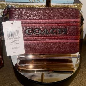 NWT Coach wristlet ✨Host Pick✨